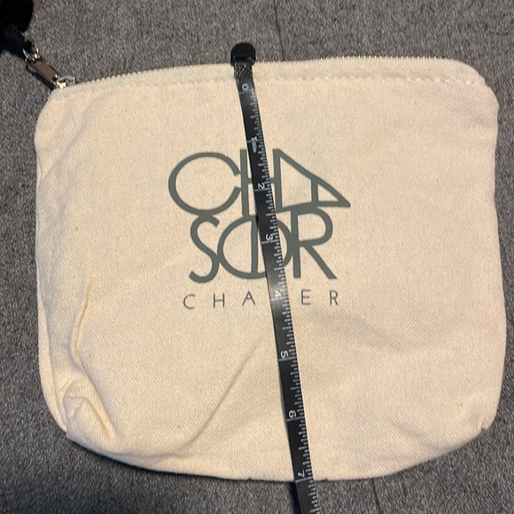 Chaser zip pouch, NWOT - Picture 4 of 5